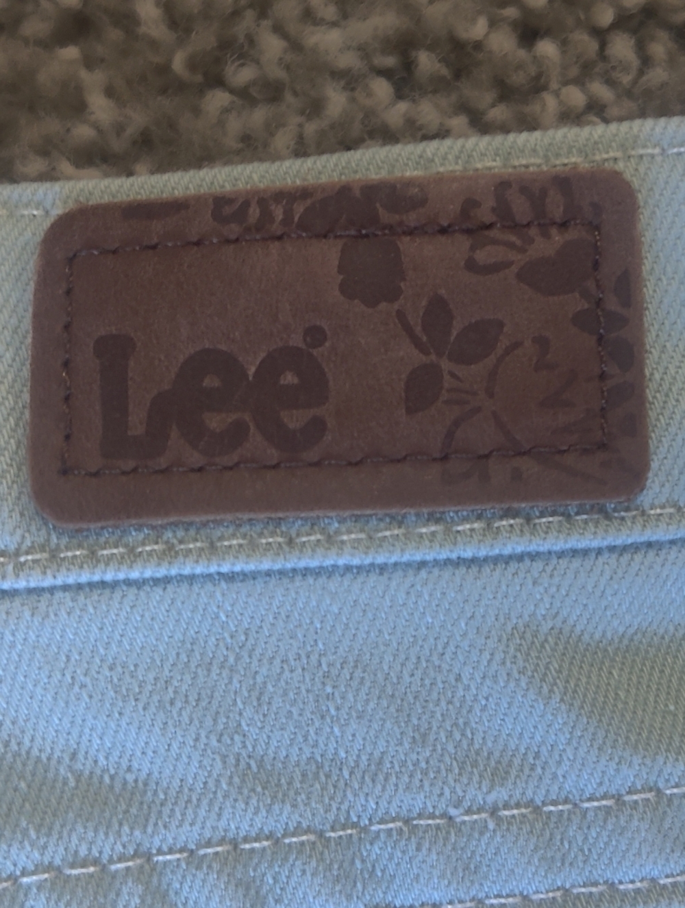 Lee Women's Straight-Leg Jeans in Light Green - Picture 8 of 9